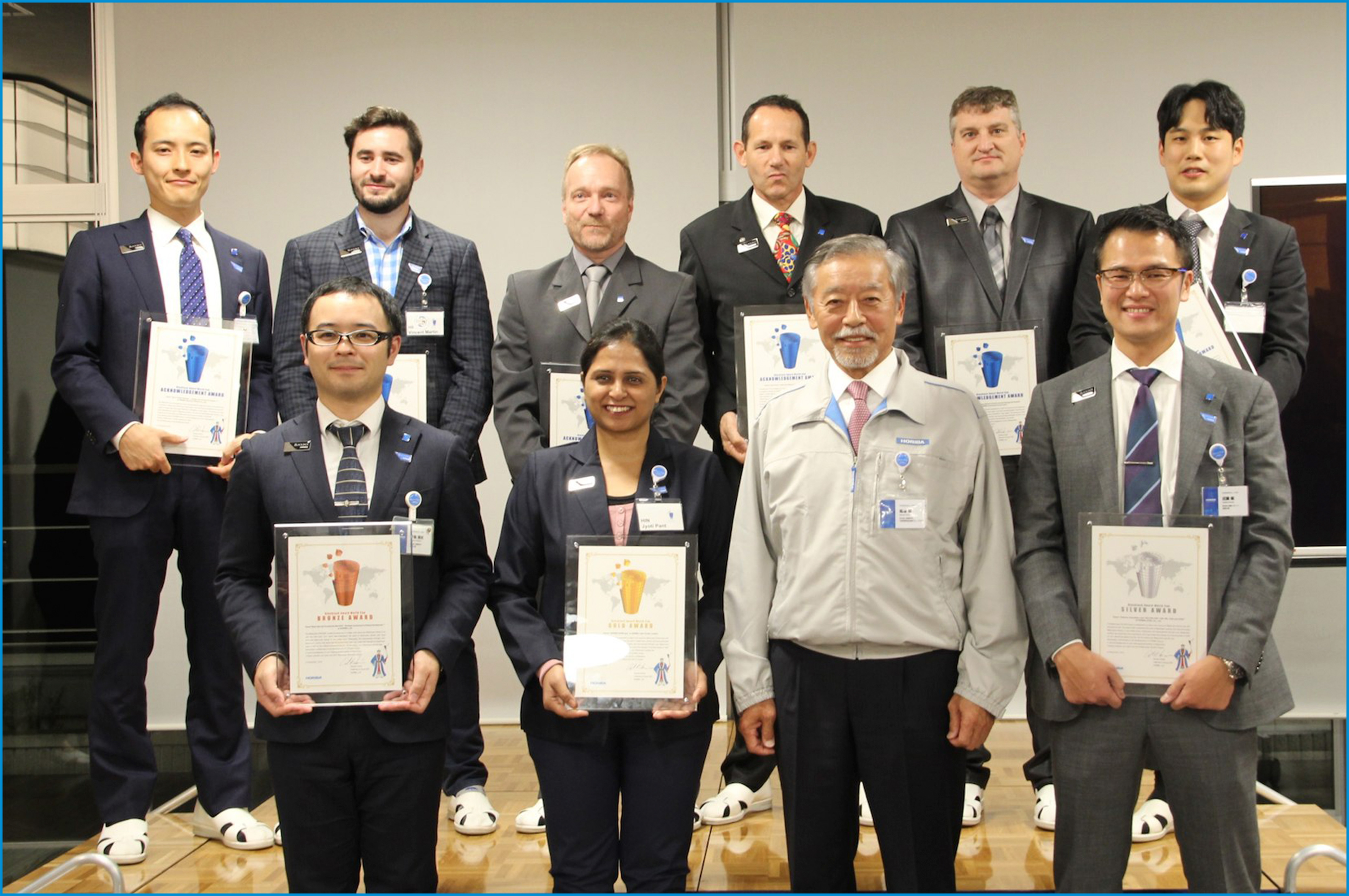 Gold Award Winner – BlackJack Award World Cup 2018, represented by Jyoti Pant (second from left)